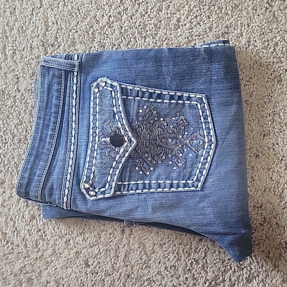 Wrangler Rock 47 ultra low rise jean. - Picture 1 of 9